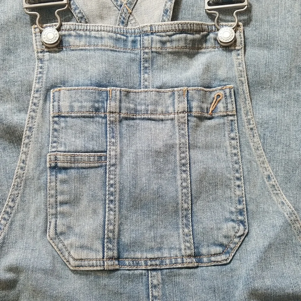 🥳 Host Pick 🥳Garage Lightwash Denim Distressed Bib Overalls - Picture 5 of 12